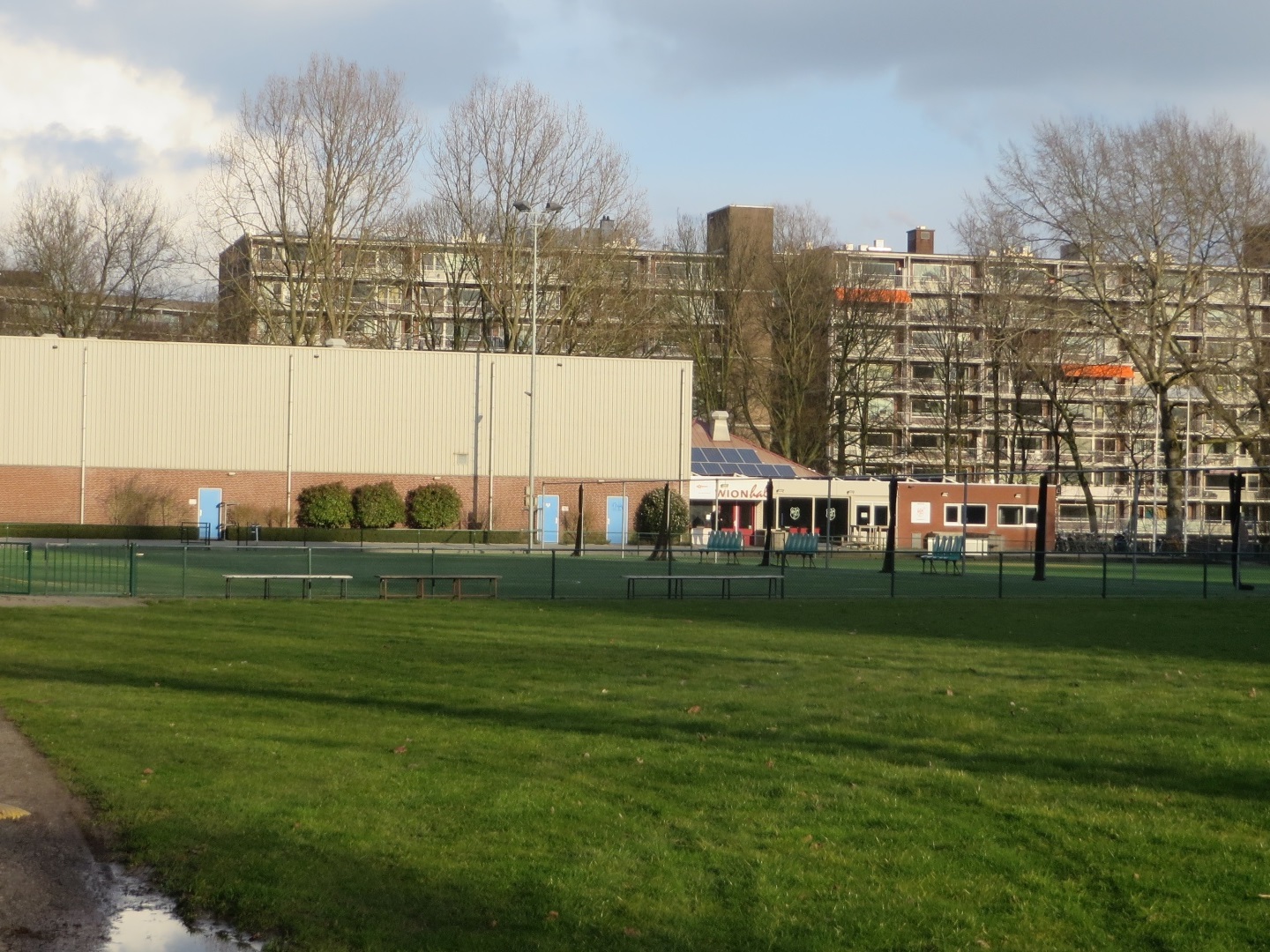 Werkzaamheden grasveld WION-complex