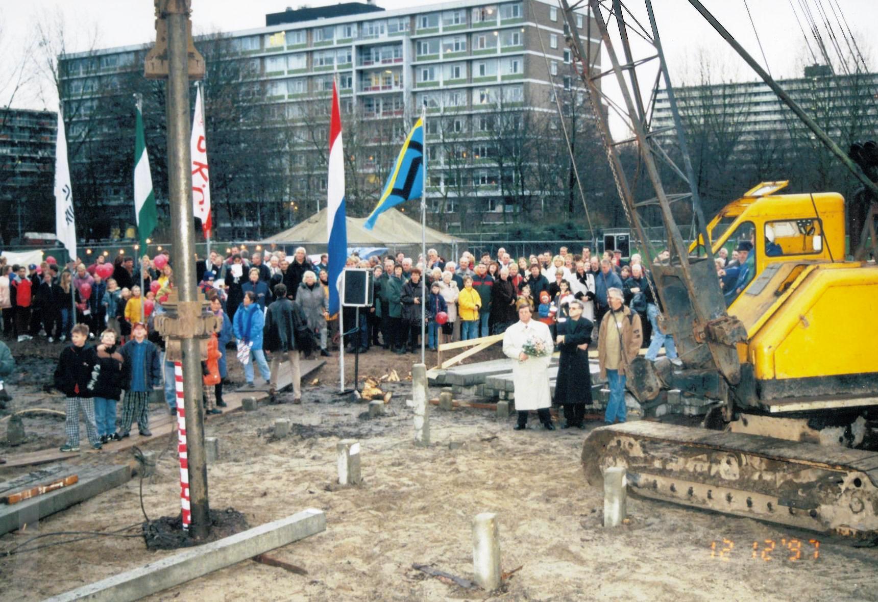 Slaan 1e paal WION hal